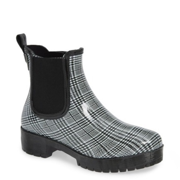 Jeffrey Campbell Shoes - Jeffrey Campbell Women’s Chelsea Rain Boots - 7